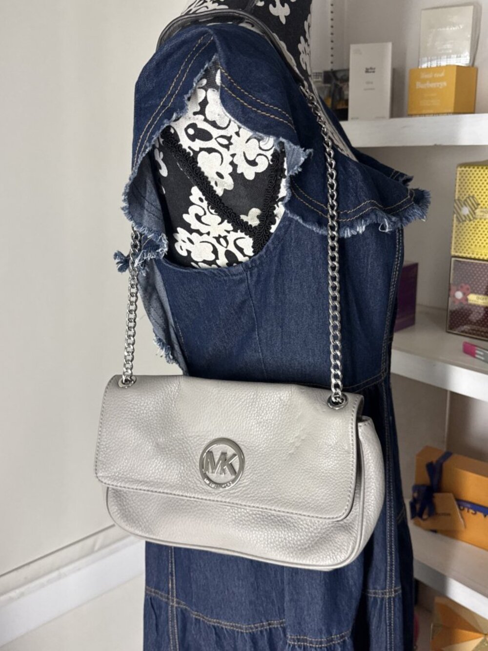 MK Michael Kors Fulton Flap Crossbody Bag Pebble Gray Leather Chain Strap